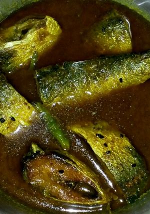 A picture of Hilsa In Mustard Gravy.