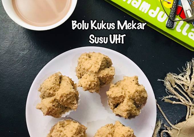 Resep membuat Bolu Kukus Mekar Susu UHT  nikmat