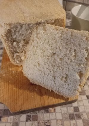 Kenyérsütőben sült kenyér recept fotója