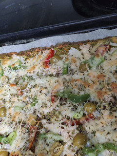 Una foto de Pizza de brócoli