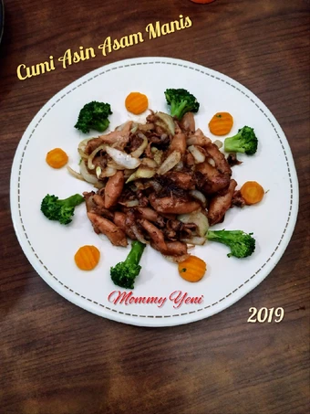 Langkah Gampang Membuat Resep  Cumi Asin Asam Manis Nanas yang Enak, Bikin Ketagihan