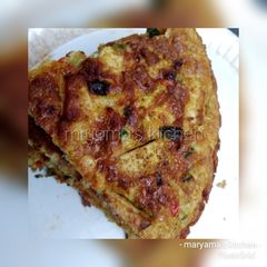 A picture of Awara/Tofu fritata/pizza😍.