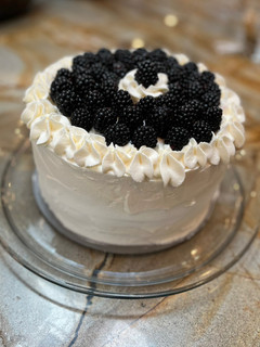 A picture of Whipped cream frosting.