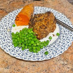 A picture of Airfryer fried chicken with the Galanz.