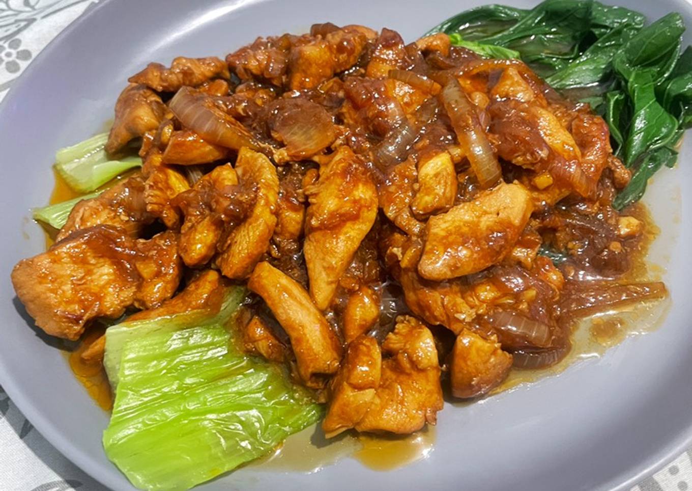 Pokcoy Siram Ayam Saos Tiram