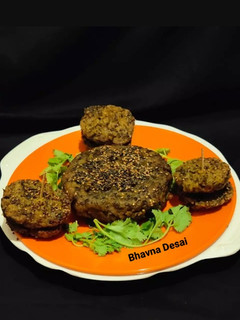 મેથી ની ટિક્કી.(Methi Tikki Recipe in Gujarati.) રેસીપી મુખ્ય ફોટો