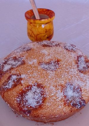 Una foto de Torta Matera con Dulce de Leche y Coco🥥