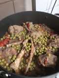 Cordero arvejado con arroz blanco