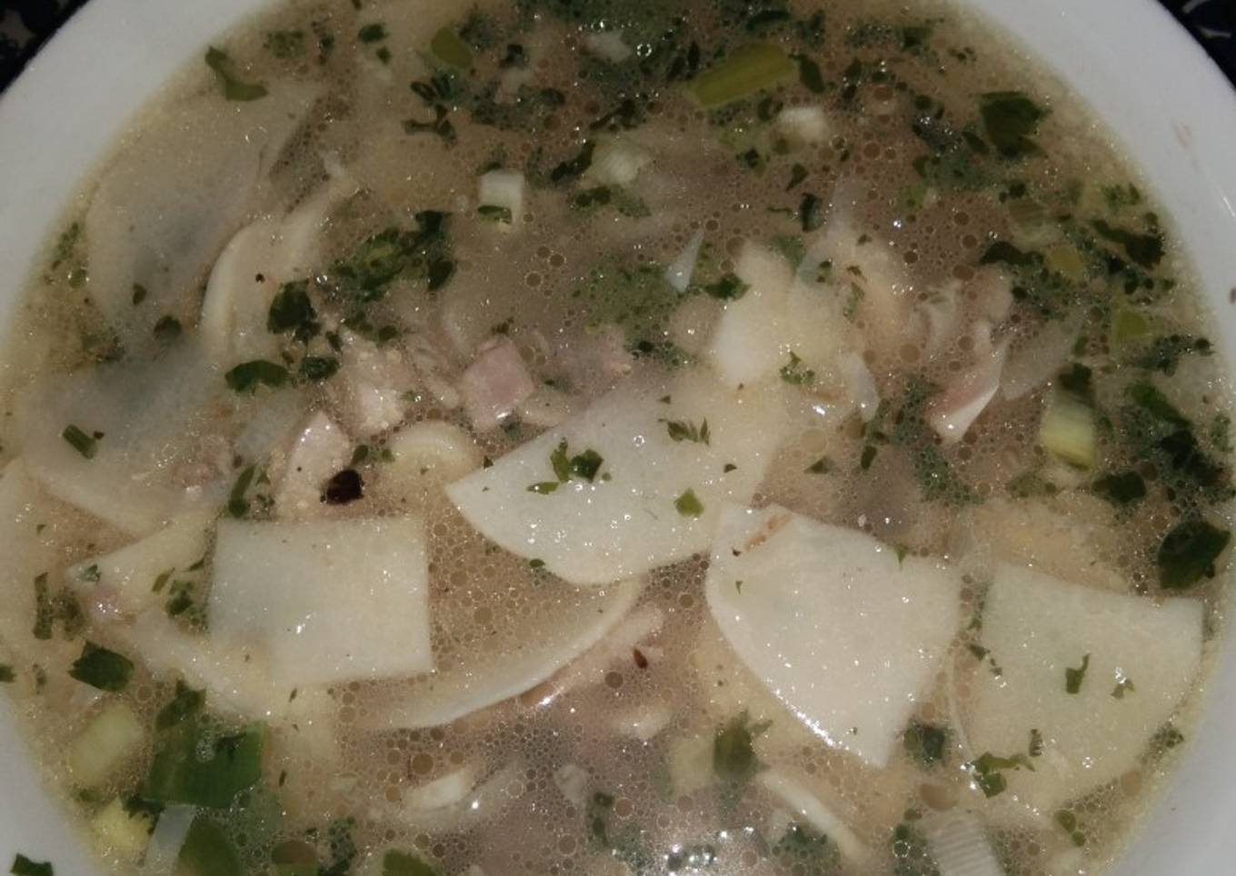 Sop ayam rebung