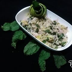 A picture of Raw mango chutney (kacche aam ki chutney).
