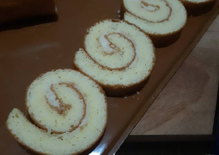 Swiss Roll Cake