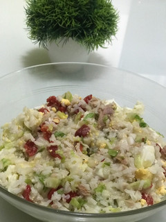 Una foto de Ensalada de arroz 🥗