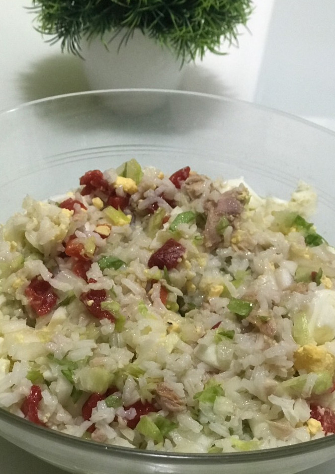 Una foto de Ensalada de arroz 🥗