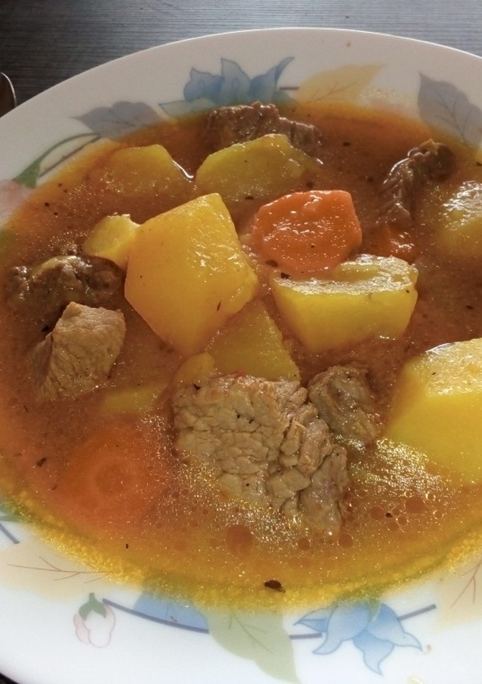 Una foto de Guisado de carne y patata 😉