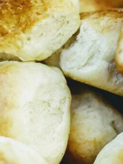 Una foto de Pancitos para sándwich fáciles y ricos 👌