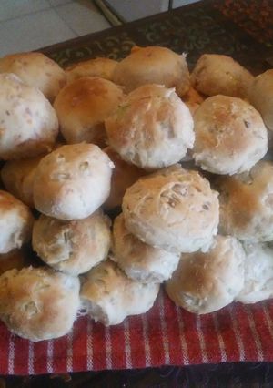 Una foto de Pancitos saborizados, receta de Romina Stricker