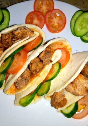 A picture of Chicken pockets.