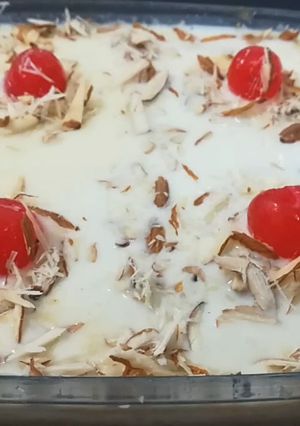 A picture of Malai Cake.