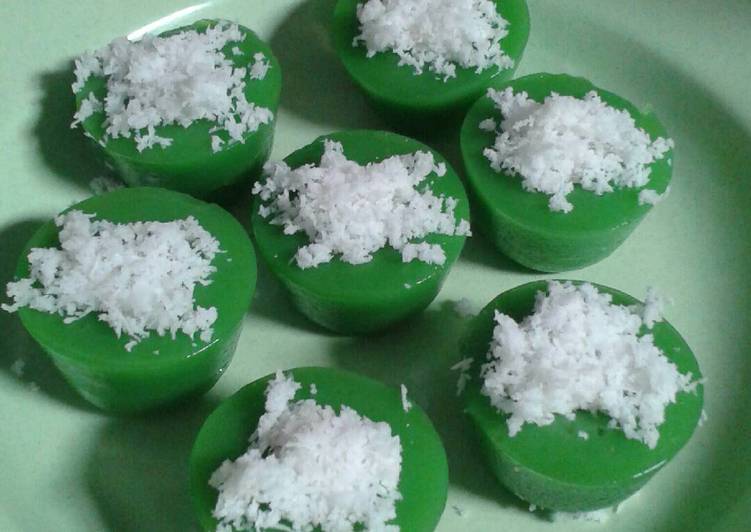 Kue lumpang pandan
