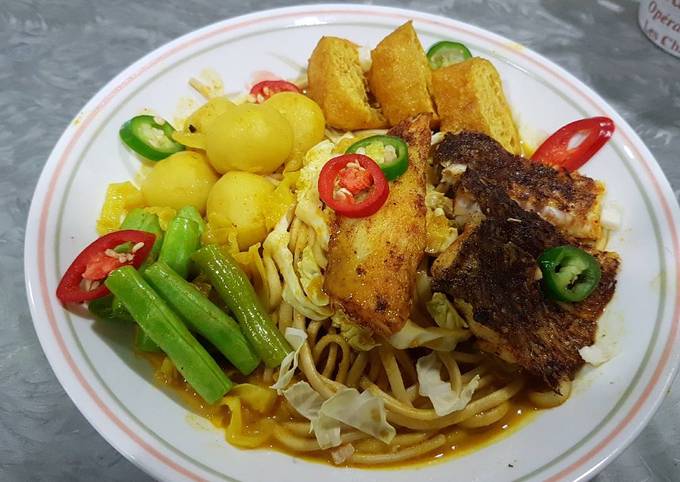 Recipe of Super Quick Homemade Nyonya Curry Noodles