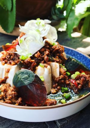 Gambar Thousand Year Egg and Tofu