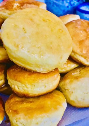 Una foto de ESCONES DE YOGURT 🍶🧉☕️🥧🍶☕️🧉🥧