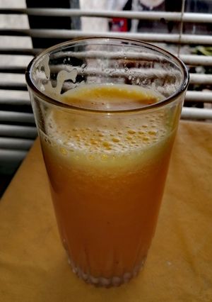 Una foto de Jugo Zanahoria Maracuyá