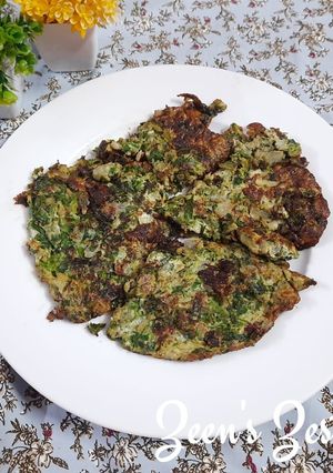 A picture of Garlic Chives Omelette.