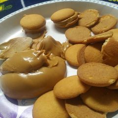 Peanut butter and Vanilla wafers A picture of Peanut butter and Vanilla wafers.
