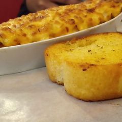 A picture of Garlic bread.