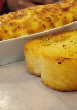 A picture of Garlic bread.