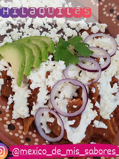 Una foto de 💥 CHILAQUILES ROJOS EN AIRFRYER 💥