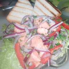 Foto principal de Ceviche de salmón individual