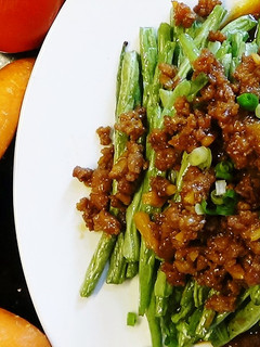 A picture of Chinese Style Green Beans With Ground Pork.