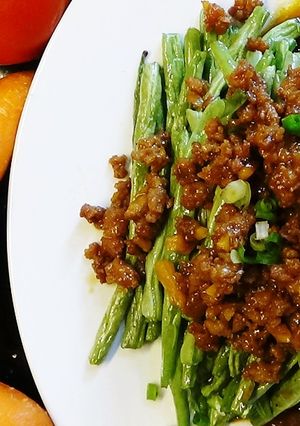 A picture of Chinese Style Green Beans With Ground Pork.