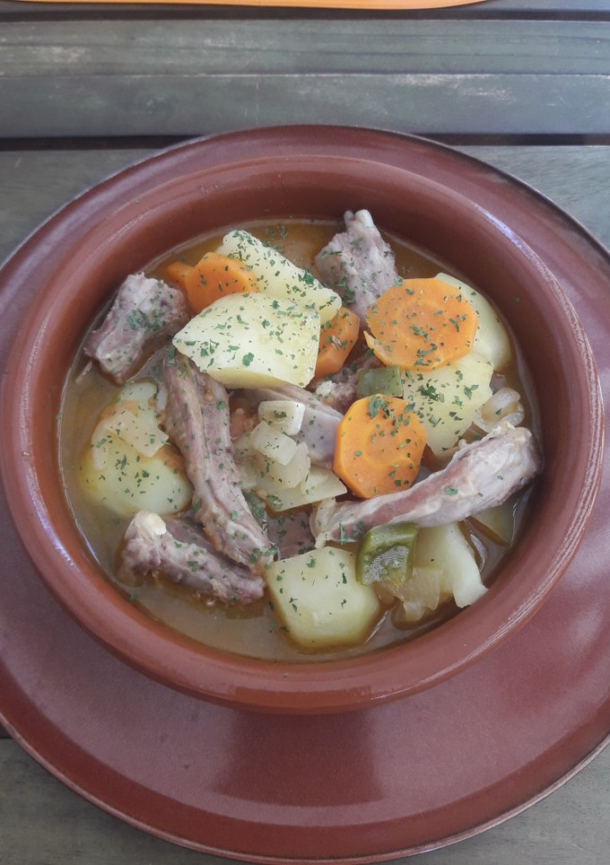 Una foto de Cazuela de cordero con patatas