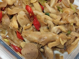 Tumis jamur tiram dan bakso