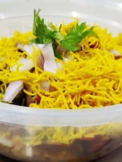 झाल मूड़ी (jhal muri recipe in Hindi) रेसिपी मुख्य फोटो