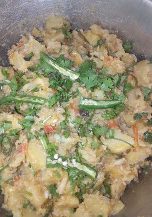 आलू गोभी की हरी मिर्च वाली सब्जी (aloo gobhi ki hari mirch wali sabzi recipe in Hindi) रेसिपी मुख्य फोटो