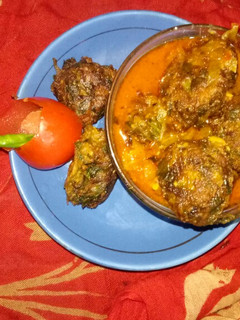 पालक लौकी कोफ्ता (Palak Lauki kofta recipe in hindi) रेसिपी मुख्य फोटो