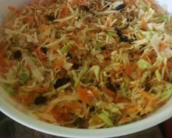 Update, Prepare Recipe Cabbage salad with raisin Savory Delicious