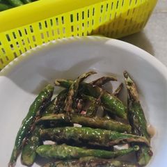 A picture of Green chilli fry.