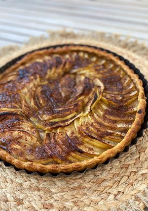 Una foto de Tarta de manzana exprés! Muy fácil y muy rápida de preparar