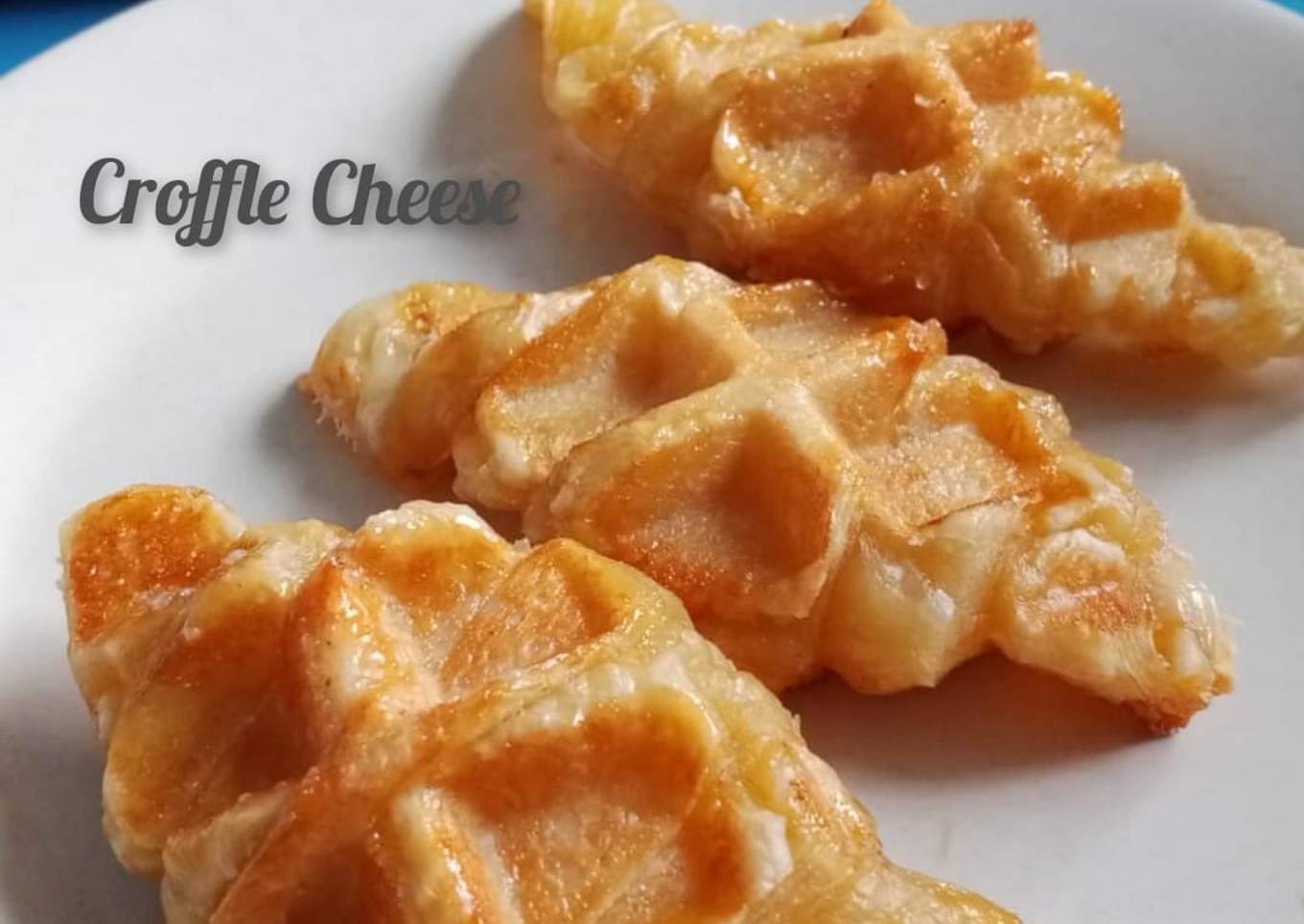 10.4#17 Croffle cheese