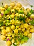 Chickpea and Avocado Salad 🥗🥑