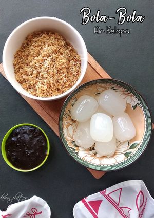 Foto resep Bola-Bola Air Kelapa (Isian Mochi Kelapa)