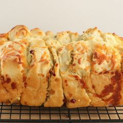 A picture of Pull-apart Cheesy Garlic Bread.