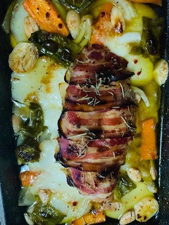 Una foto de Pechuga de pollo rellena al vino miel