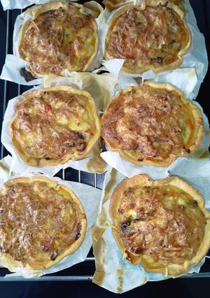 Une photo de Mes minis quiches aux chou-fleurs, oignons, échalotes et poivrons 😋😋