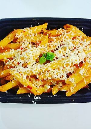 A picture of Red Sauce Pasta.